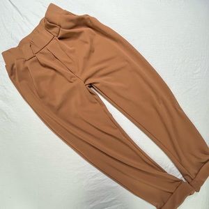 M tan Soho Appareal Business casual high stretch fashion slacks with belt loops